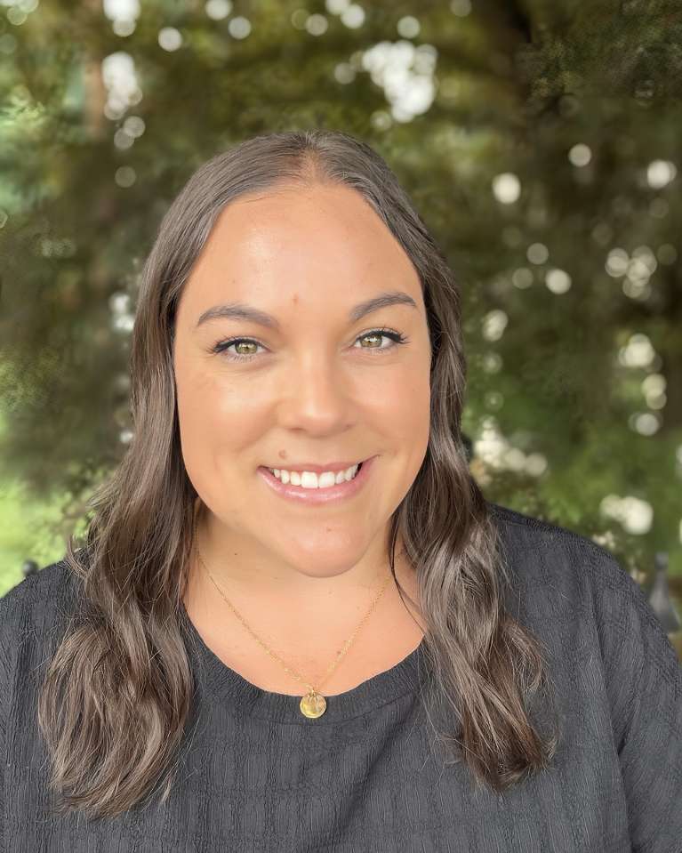 headshot of emily dental hygienist | dentist near me